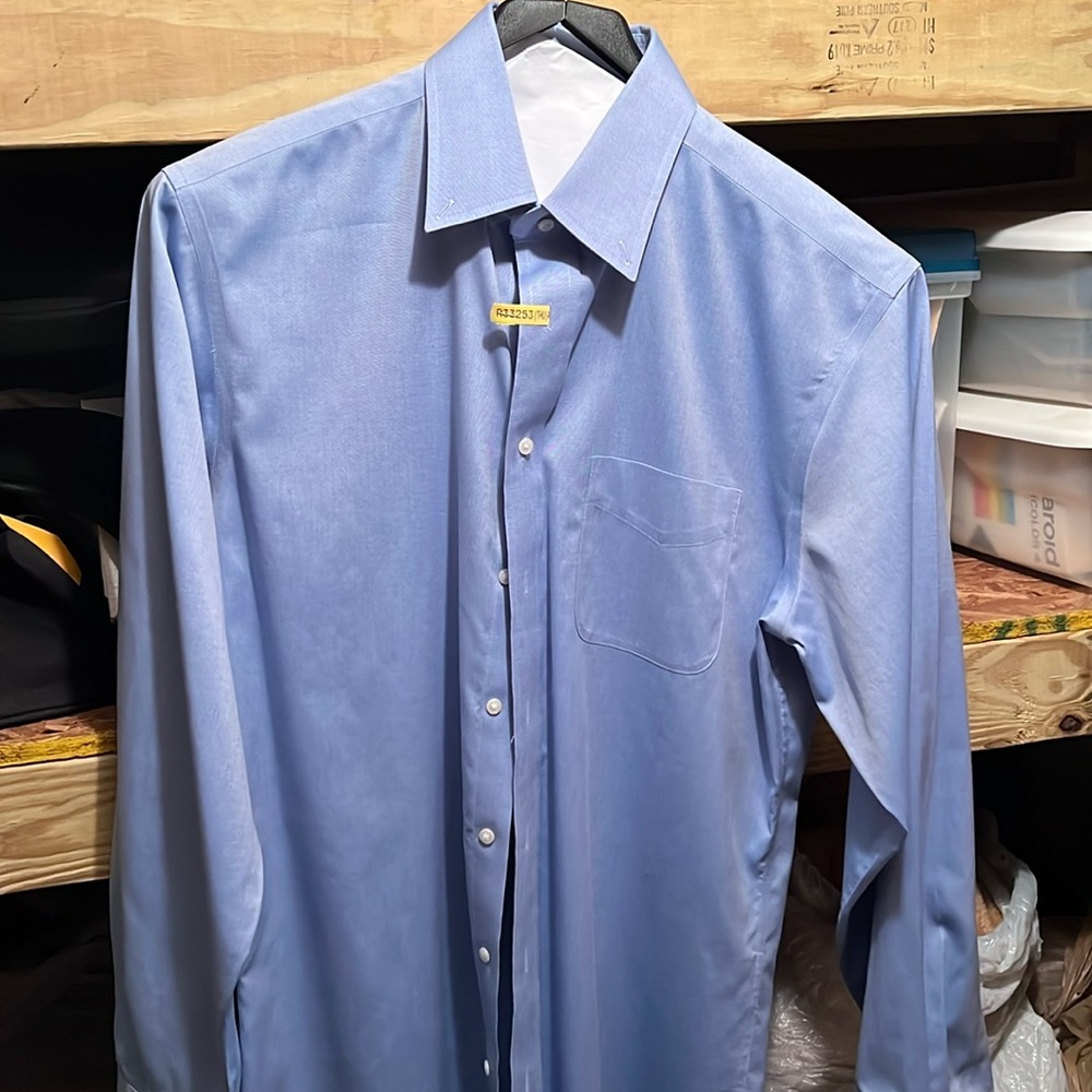 Jos a banks tailored fit traveler 16-35 button down shirt